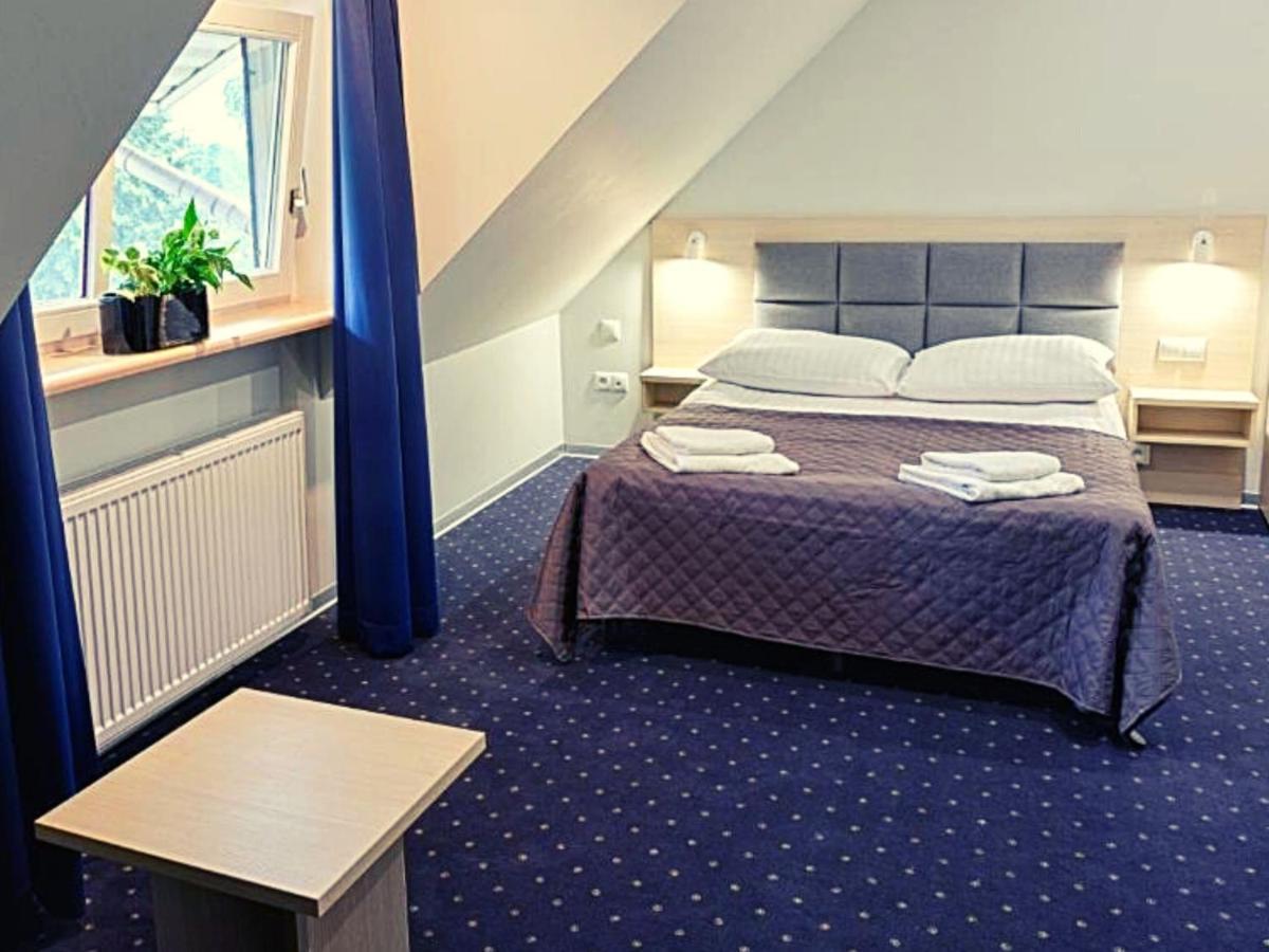 Hotel Podjadek Гужно Экстерьер фото