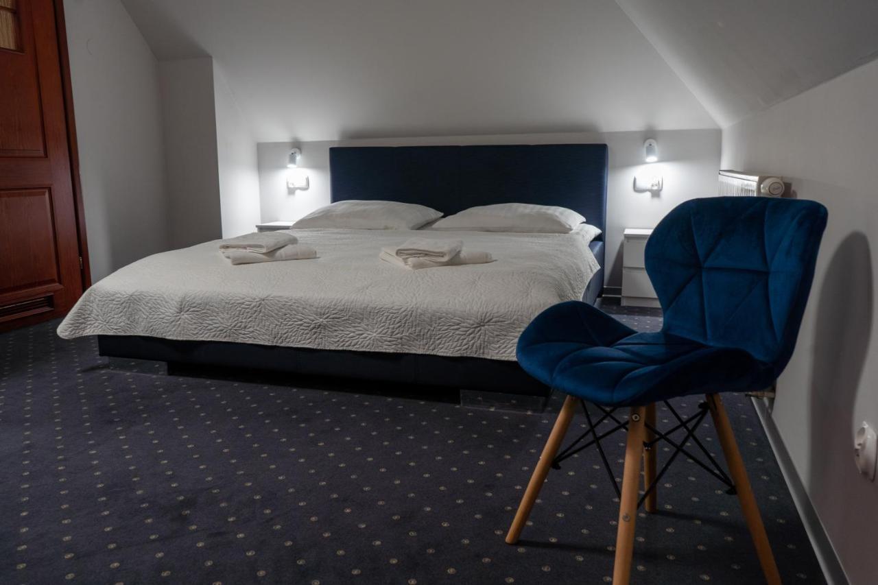 Hotel Podjadek Гужно Экстерьер фото